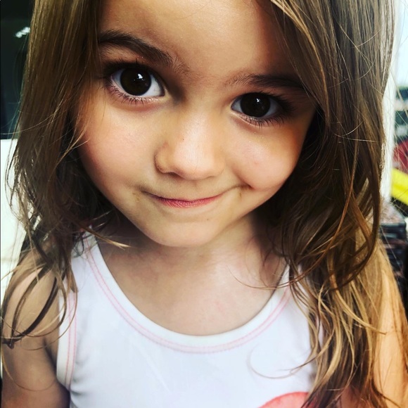 Meet your Posher, Stephanie - Picture 10 of 12